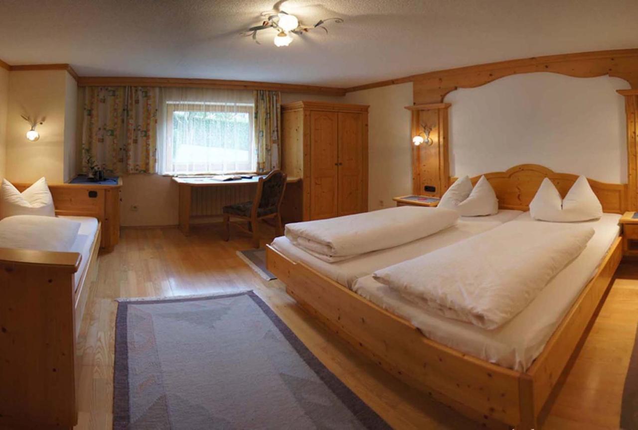Gaestehaus Alpina Maurach  Bilik gambar